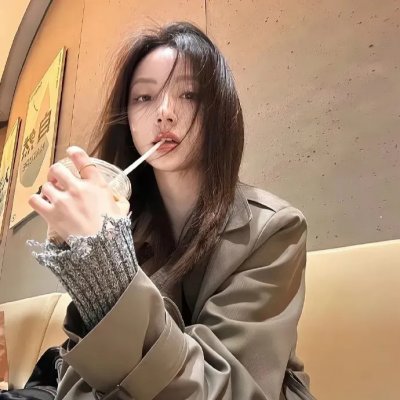白色的女人